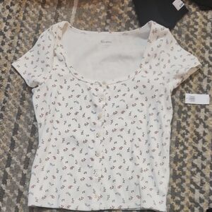 Old Navy White Ribbed Top